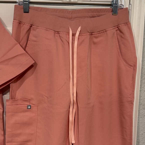 Figs Women's Top in Coral - Picture 6 of 12
